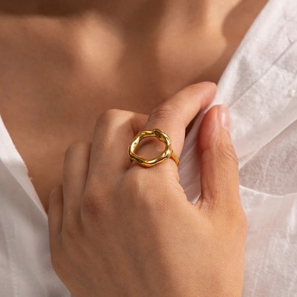 24K Gold Melted Circle Ring*Minimalist Ring*Waterproof Ring*Round Ring* - Picture 3 of 4